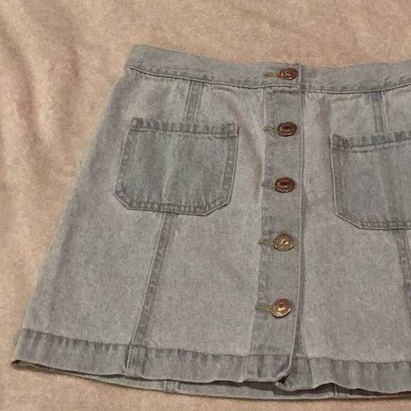 NWOT button up denim skirt - Picture 3 of 5